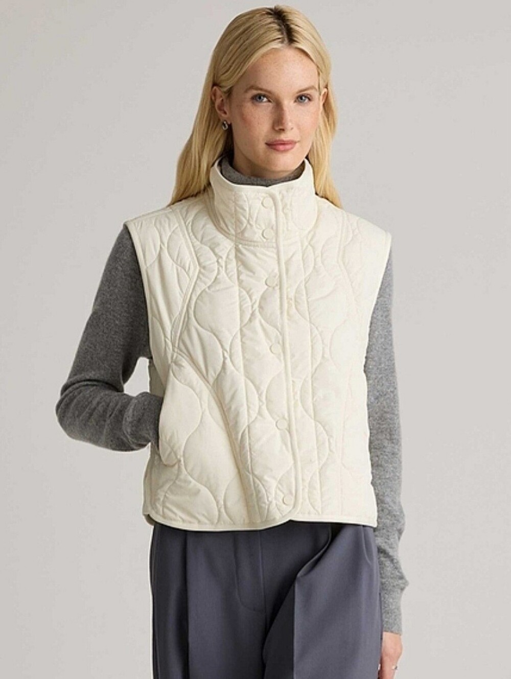 NWOT Quince "Featherless Quilted Puffer Vest" Silken White | Women's Size L
